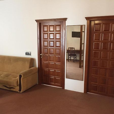 לנקראן Hostel One מראה חיצוני תמונה
